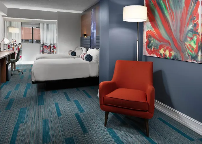 Aloft Nashville West End